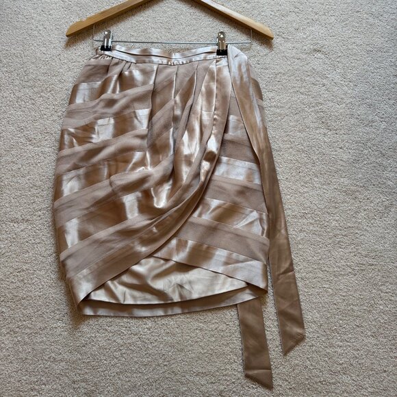 Club Monaco Dresses & Skirts - HTF! Club Monaco Gold Silk Wrap Skirt - Size 0